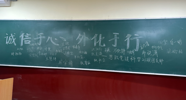 1700792381216442.png 640 (4)(1).png